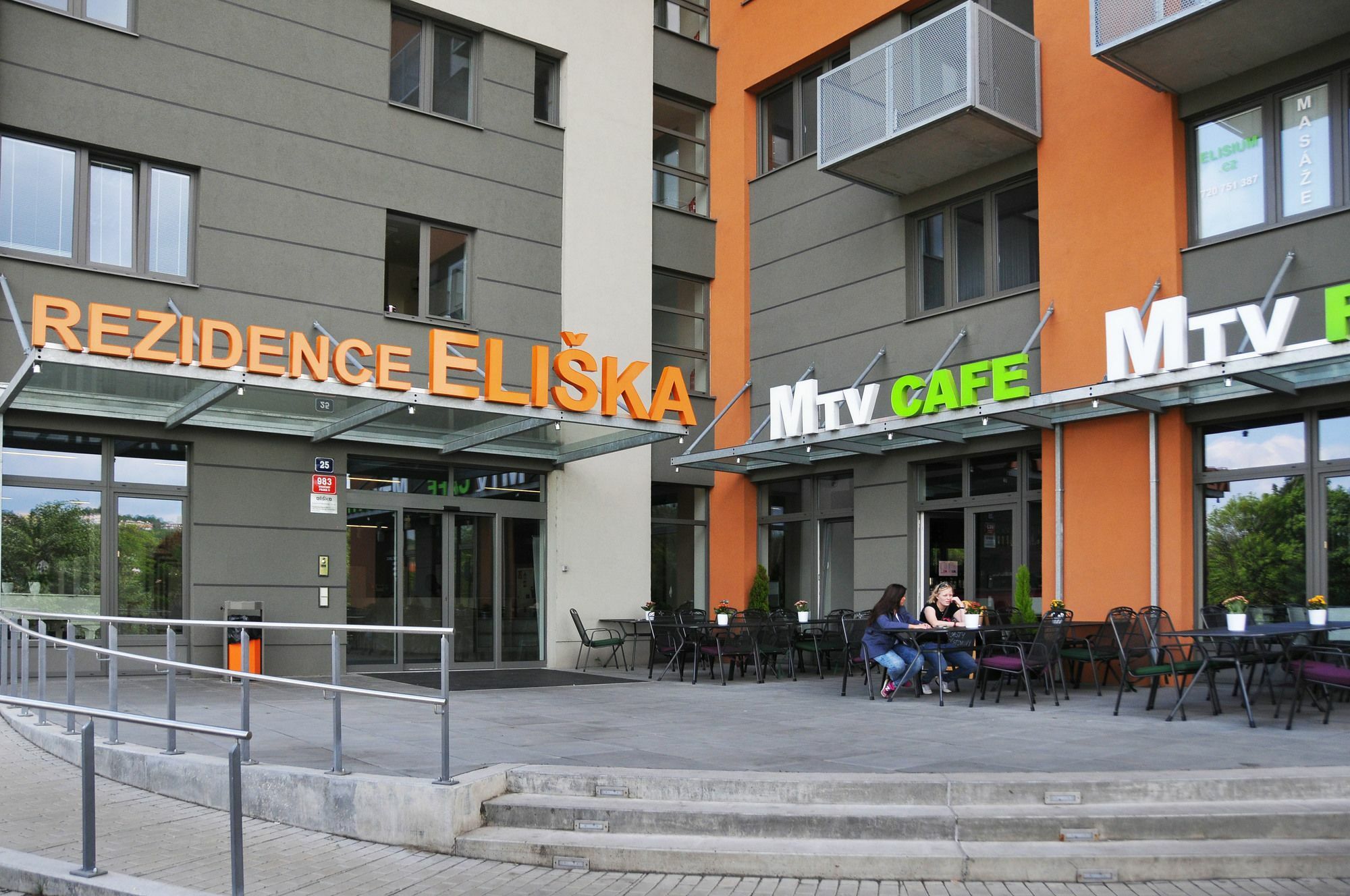 Apartment Freyova 25 Prague Luaran gambar